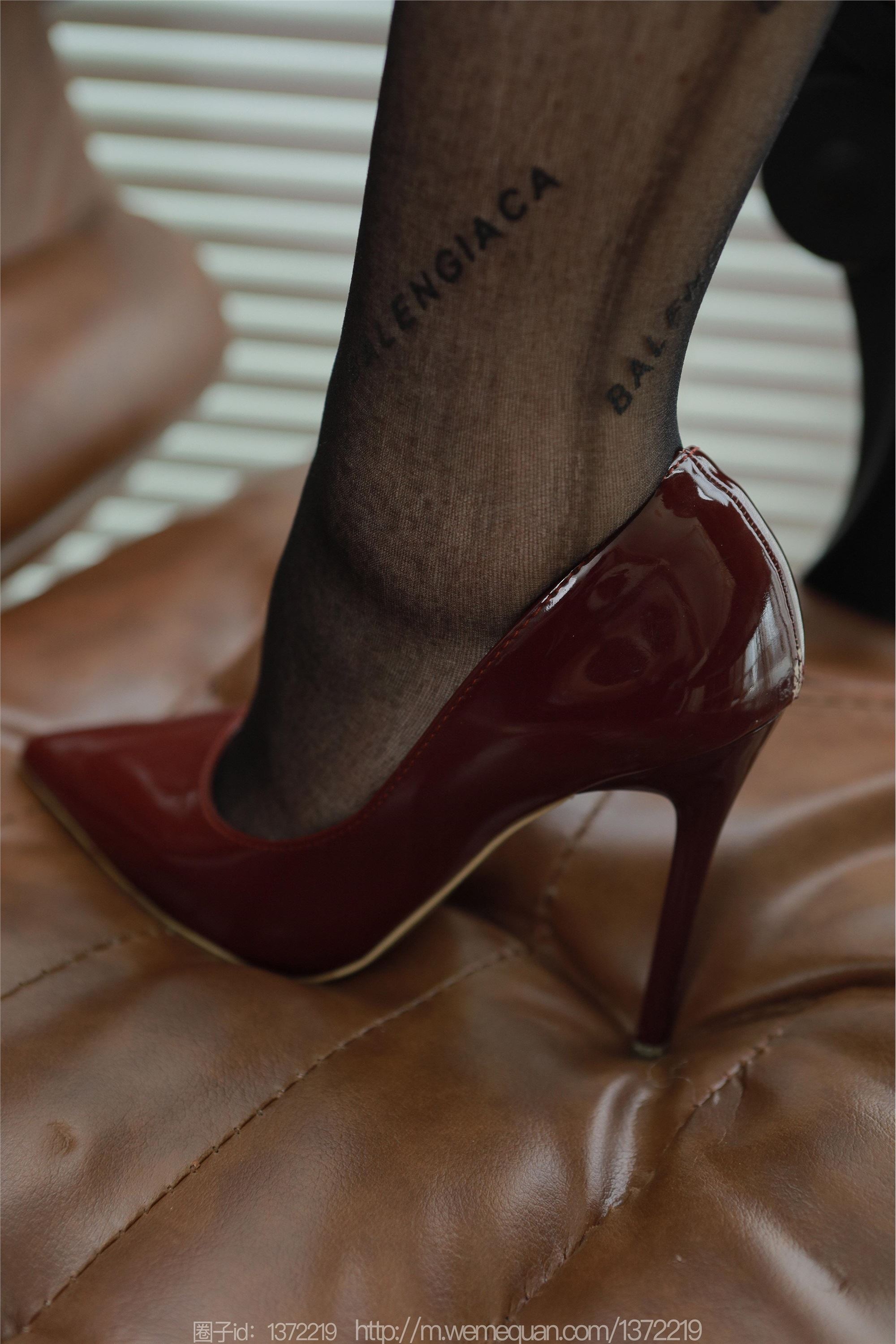 IESS异思趣向  2023.07.14 丝享家 1480 小婕《字母配紫色》